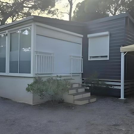 Domaine Du Pin De La Legue Villa Frejus Bagian luar foto