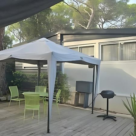 Domaine Du Pin De La Legue Villa Frejus Bagian luar foto